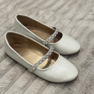 White Mary Jane Shoes with Pearl Strap